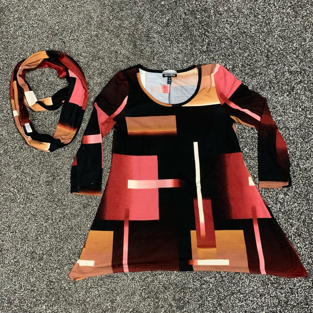💫3/$20💫 Allison Brittney SZ S tunic set with matching infinity scarf